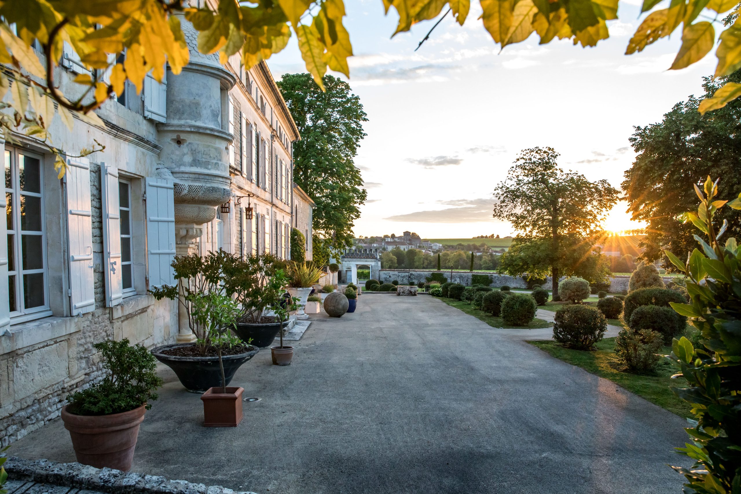 Front view of Le Logis